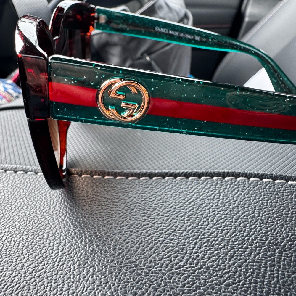 Gucci Sunglasses with Green and Red Stripes